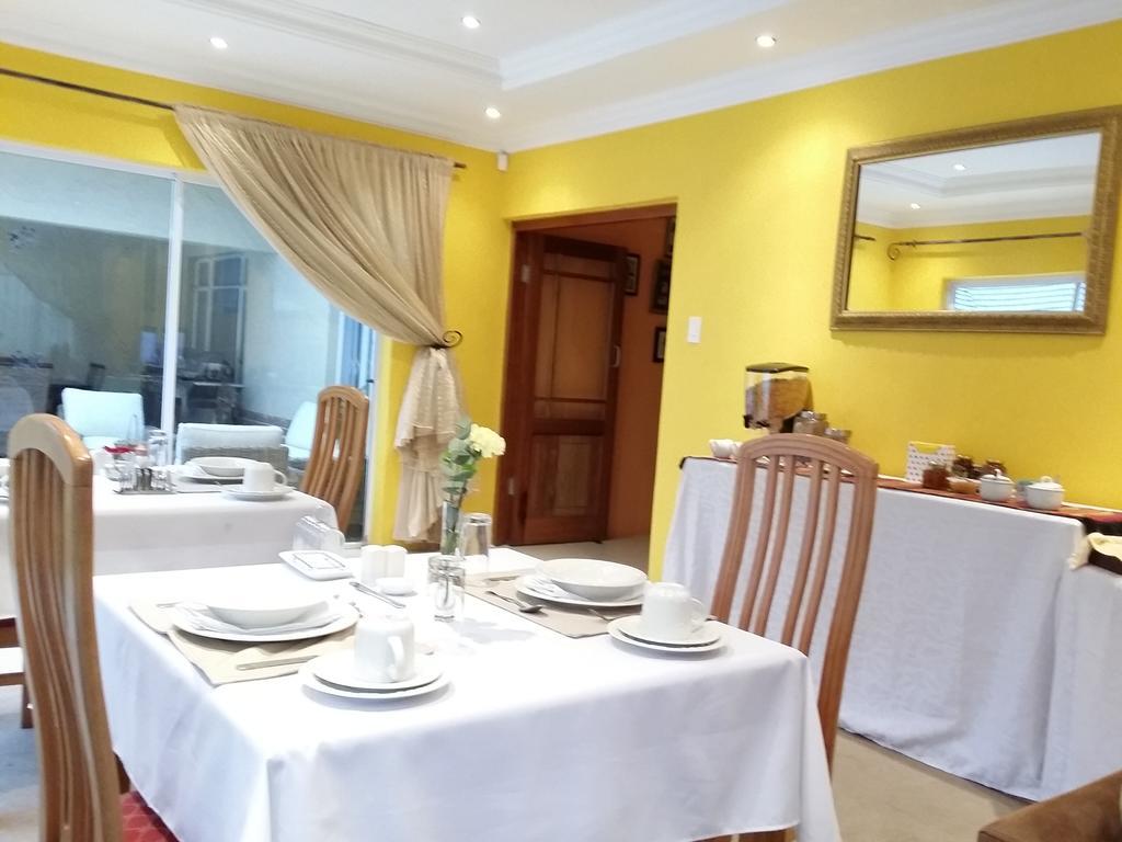 Alicia'S B&B Roodepoort Eksteriør billede